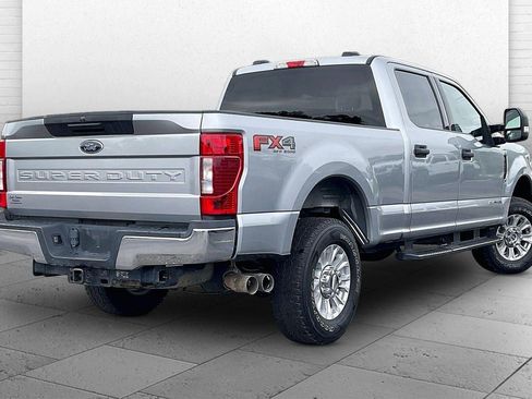 Used 2022 Ford F250 XLT w/ FX4 Off-Road Package AWD/4WD image 14