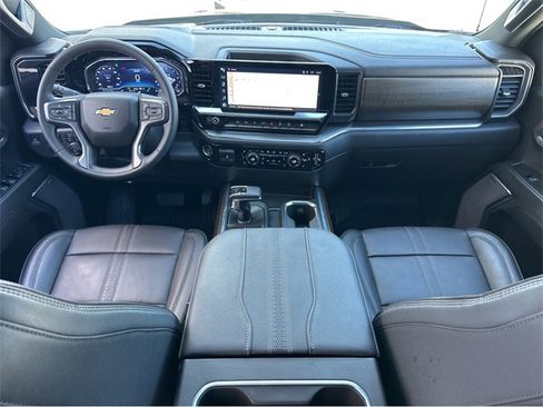 Used 2023 Chevrolet Silverado 1500 High Country w/ Z71 Off-Road Package image 8