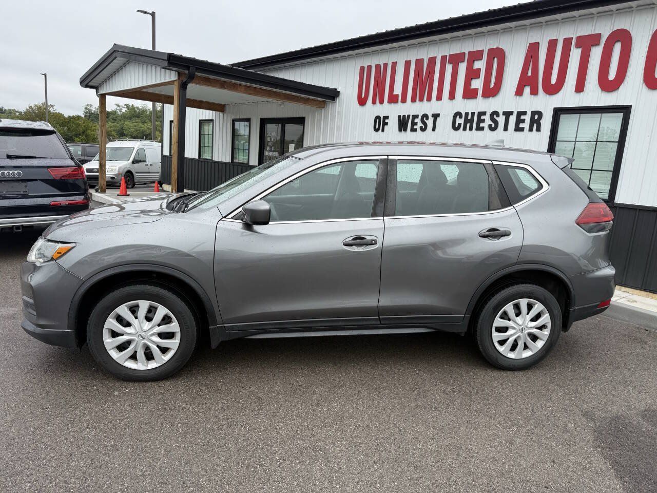 Used 2020 Nissan Rogue S AWD/4WD image 12