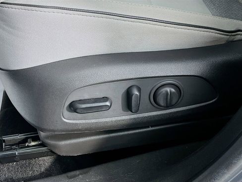 Used 2022 Chevrolet TrailBlazer LT image 28