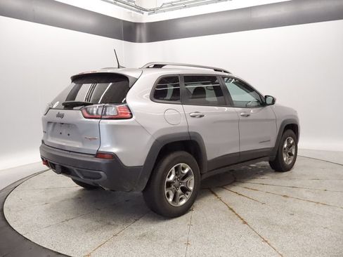 Used 2020 Jeep Cherokee Trailhawk w/ Cold Weather Group AWD/4WD image 19