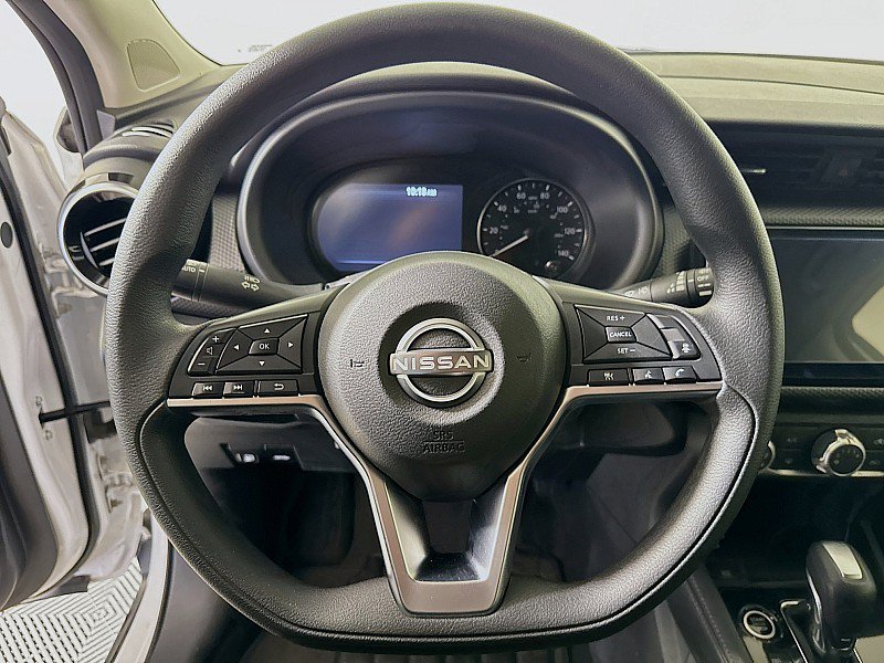 Used 2024 Nissan Kicks SV FWD image 12