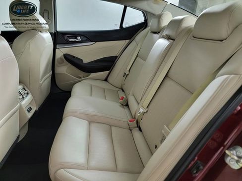 Used 2019 Nissan Maxima 3.5 SL w/ Floor Mat Group image 15