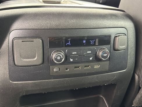 Used 2019 GMC Yukon Denali w/ Open Road Package image 23