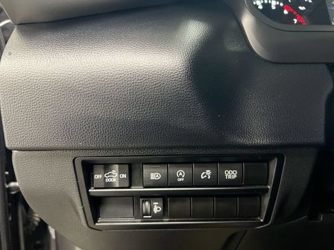 Used 2022 Toyota Tundra SR5 RWD image 18