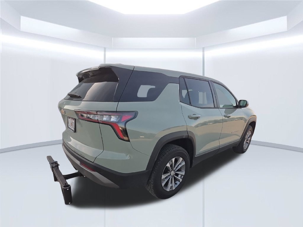 Used 2026 Chevrolet Equinox LT w/ Convenience Package II FWD image 5
