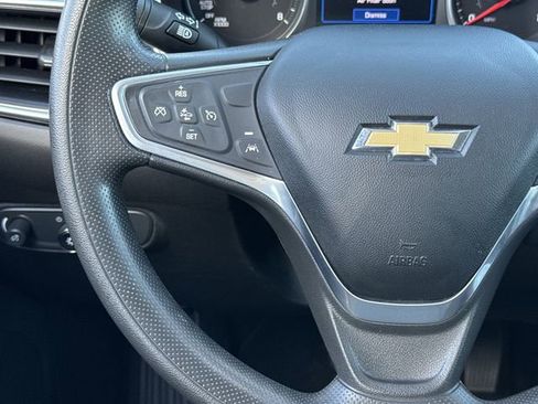 Used 2022 Chevrolet Equinox LT image 13