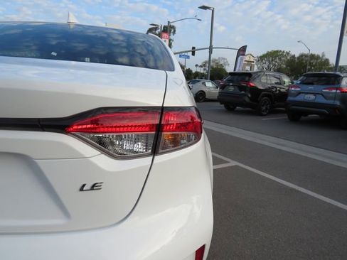 Certified 2024 Toyota Corolla LE image 11