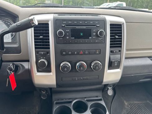 Used 2012 RAM 2500 SLT w/ Luxury Group AWD/4WD image 10