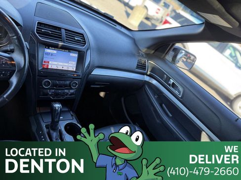 Used 2017 Ford Explorer XLT w/ Equipment Group 202A image 16