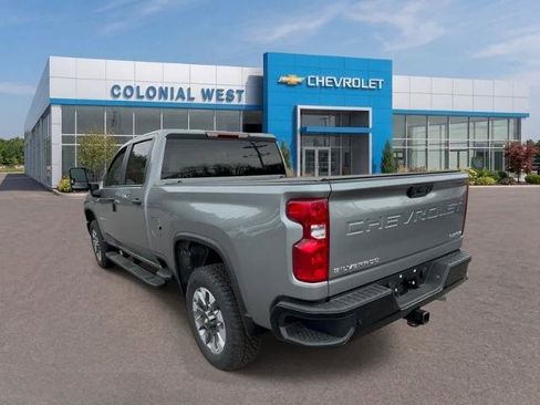 Used 2026 Chevrolet Silverado 2500 Custom AWD/4WD image 3