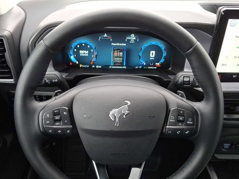 Used 2025 Ford Bronco Sport Badlands image 18