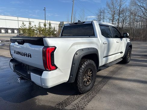 Used 2024 Toyota Tundra Platinum image 4