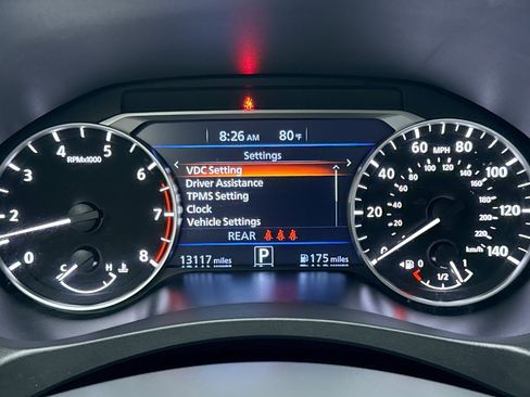 Used 2023 Nissan Altima 2.5 SR AWD/4WD image 13