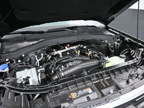 New 2026 Ford Explorer Active w/ Active Comfort Package image 11