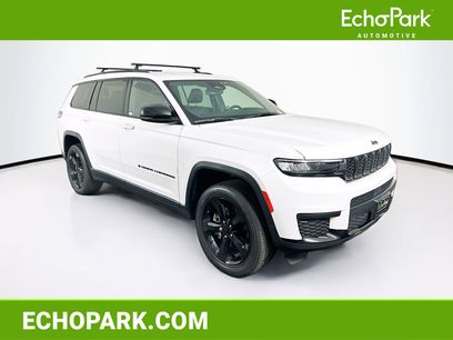 Used 2023 Jeep Grand Cherokee L Laredo