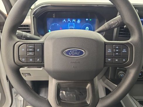 New 2026 Ford F250 XLT w/ XLT Premium Package RWD image 37