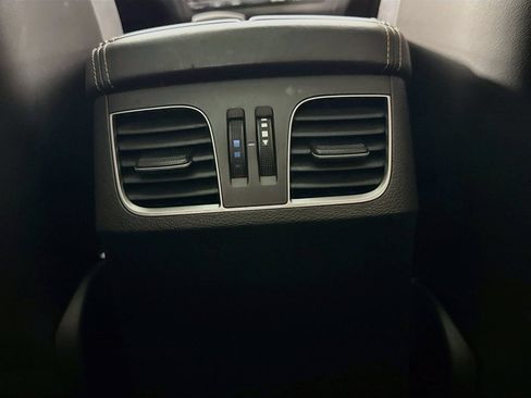 Used 2018 Genesis G80 3.3T Sport AWD/4WD image 32