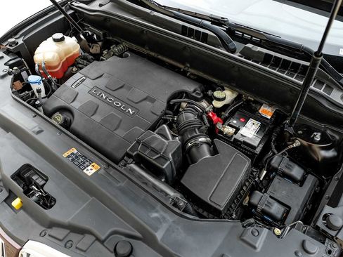 Used 2017 Lincoln MKX Reserve image 47