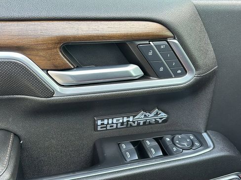 Used 2024 Chevrolet Silverado 1500 High Country w/ High Country Premium Package image 27