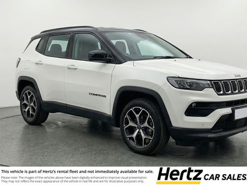 Used 2025 Jeep Compass Limited image 1