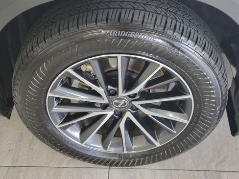 Used 2025 Lexus NX 350h 350h Premium w/ Accessory Package (2T) image 9