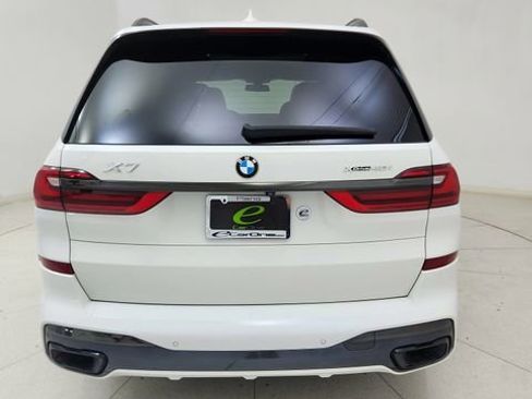 Used 2021 BMW X7 xDrive40i w/ M Sport Package image 5
