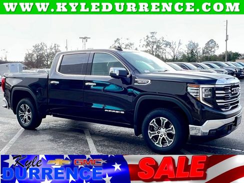 Used 2025 GMC Sierra 1500 SLT image 1