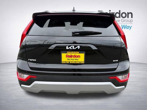 Used 2023 Kia Niro EX image 14