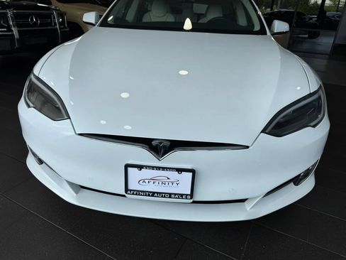 Used 2018 Tesla Model S 75D AWD/4WD image 33