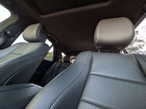 Used 2021 Mercedes-Benz GLE 450 4MATIC image 15