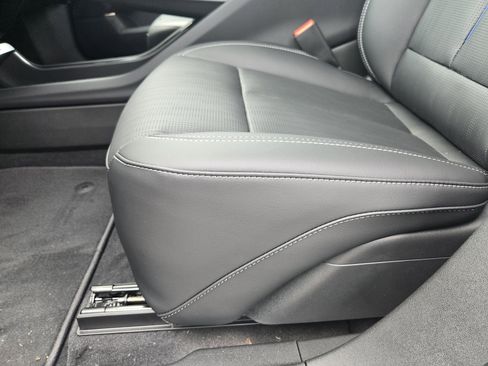 New 2025 Cadillac Lyriq Sport image 17