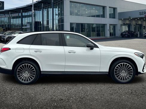 New 2026 Mercedes-Benz GLC 300 4MATIC image 3
