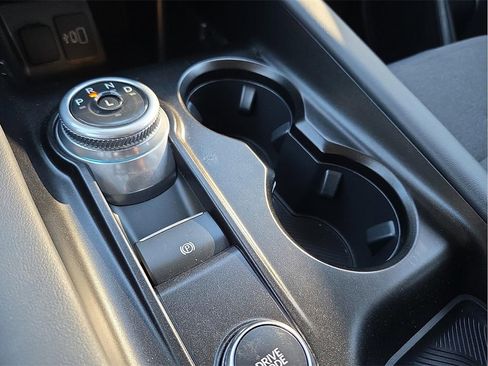 New 2025 Ford Explorer Active image 20