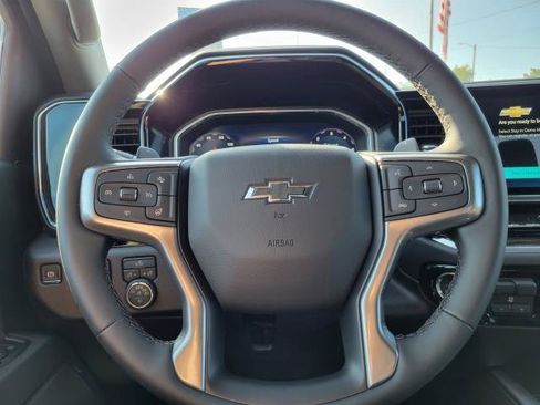 New 2026 Chevrolet Silverado 1500 LT Trail Boss w/ LPO, Dark Essentials Package AWD/4WD image 12