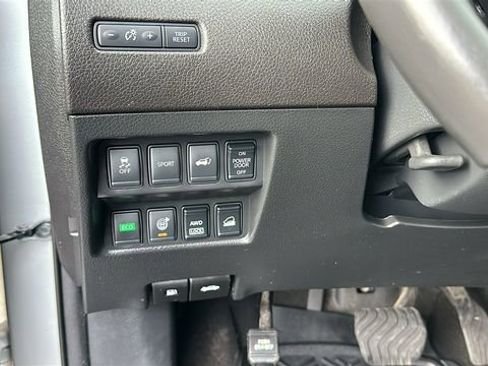 Used 2016 Nissan Rogue SL w/ SL Premium Package AWD/4WD image 17