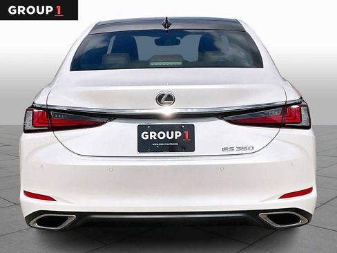 Used 2025 Lexus ES 350 w/ Premium Package image 4