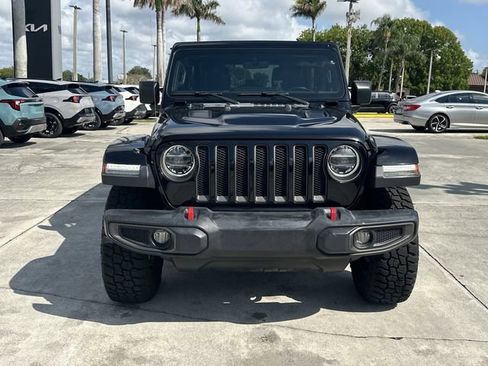 Used 2018 Jeep Wrangler Unlimited Rubicon AWD/4WD image 3