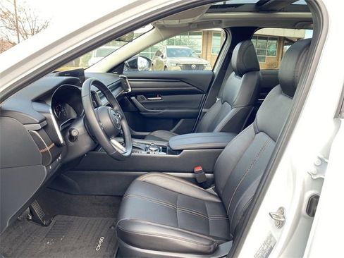 Certified 2025 MAZDA CX-50 2.5 Hybrid w/ Premium Plus Pkg image 12