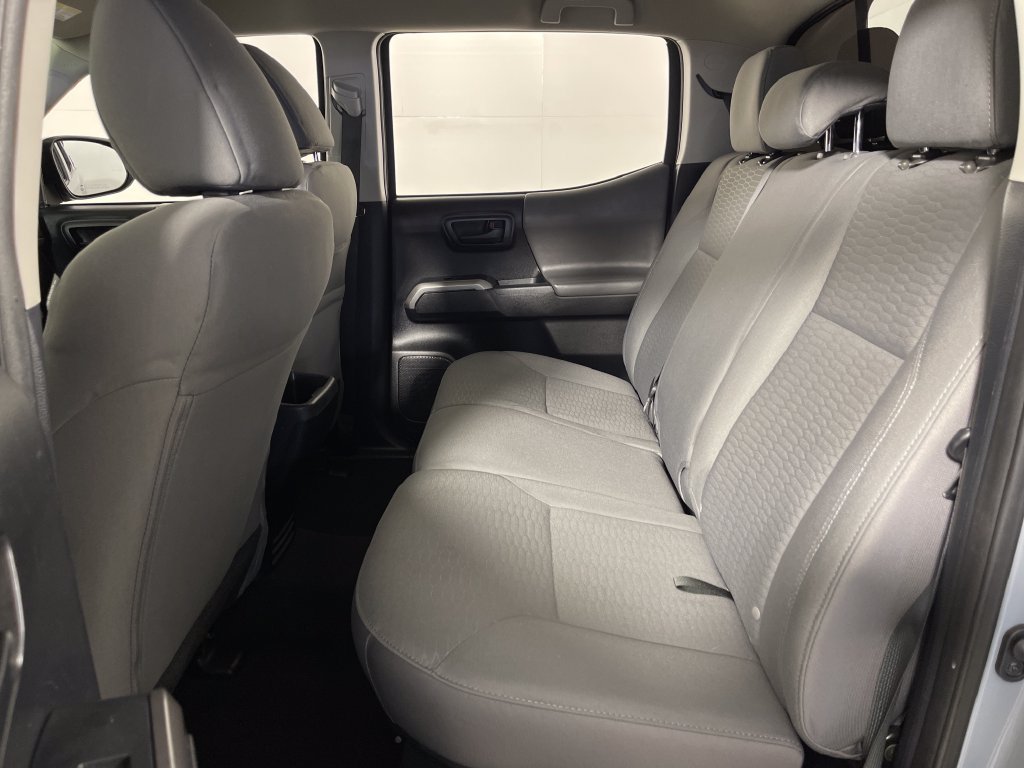 Used 2019 Toyota Tacoma SR5 RWD image 13