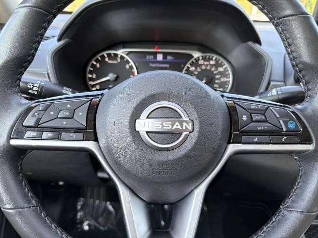 Certified 2025 Nissan Altima 2.5 SV w/ SV Premium Package FWD image 9