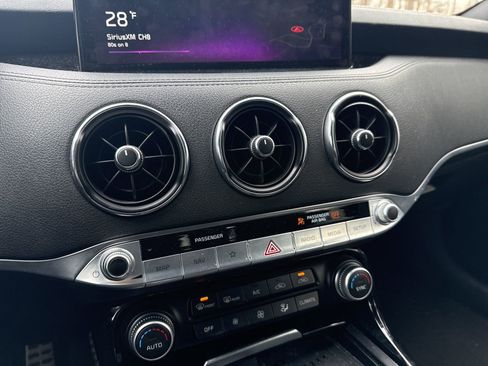 Used 2022 Kia Stinger GT-Line image 21