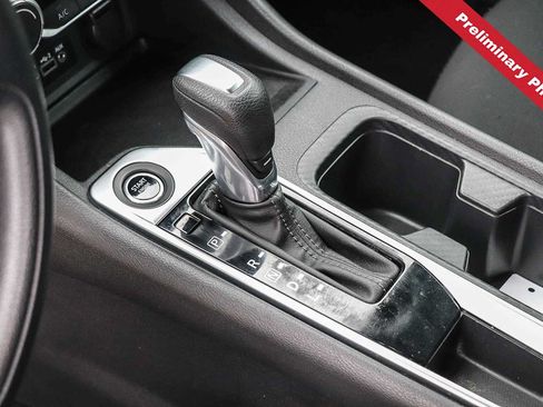 Used 2025 Nissan Sentra SV FWD image 16