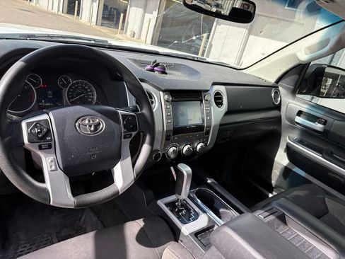Used 2017 Toyota Tundra SR5 AWD/4WD image 20
