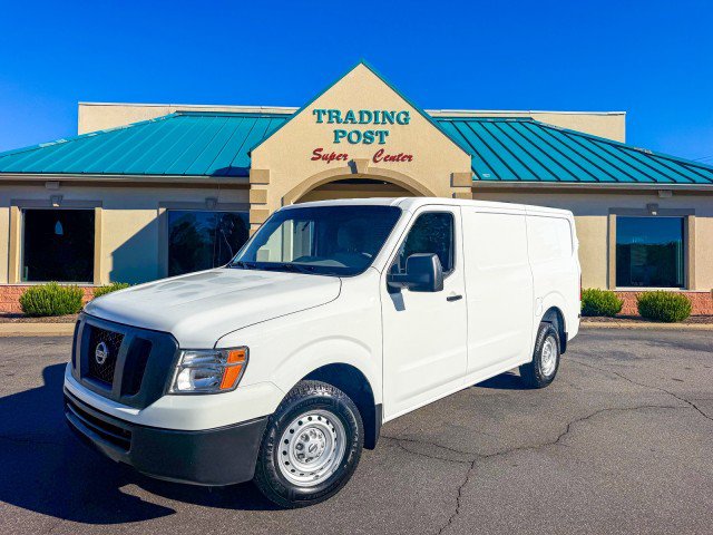 Used 2021 Nissan NV 2500 S RWD image 2