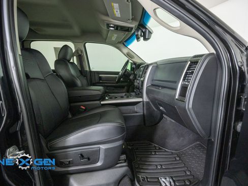 Used 2018 RAM 3500 Laramie w/ Sport Appearance Group AWD/4WD image 42
