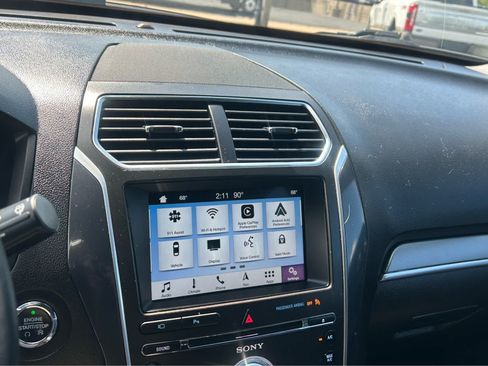 Used 2018 Ford Explorer Sport w/ Equipment Group 401A AWD/4WD image 41