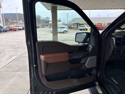 Certified 2025 Ford F150 King Ranch image 18