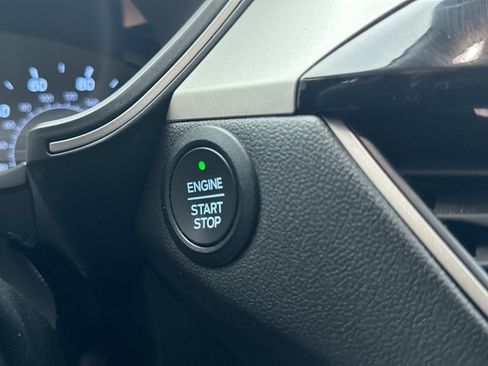 Used 2022 Ford Escape SE w/ Convenience Package AWD/4WD image 19