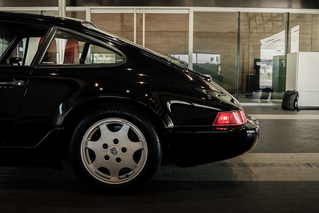 Used 1989 Porsche 911 Carrera 4 AWD/4WD image 25